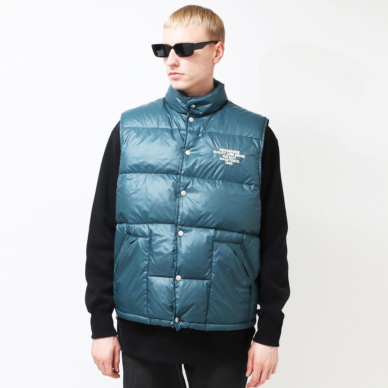 HIDE AND SEEK /DOWN VEST(23aw)
