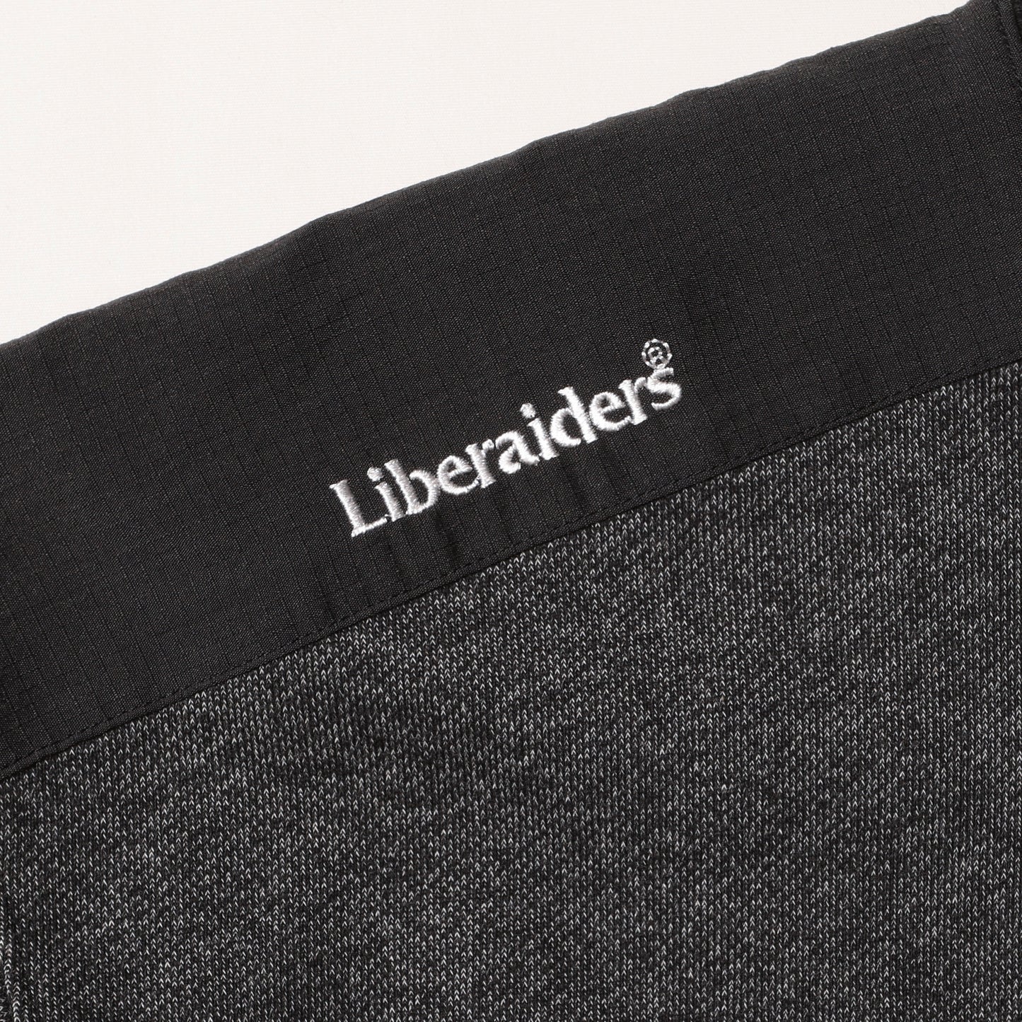 NANGA X LIBERAIDERS (ナンガ リベレイダース) NANGA X LIBERAIDERS ECO HYBRID SWEATSHIRT　エコハイブリッド スウェット トレーナー ブラック